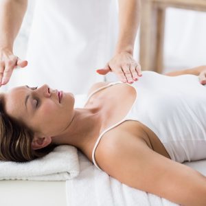 Sesión de Terapia Reiki Profesional: Libera bloqueos y equilibra tu energía